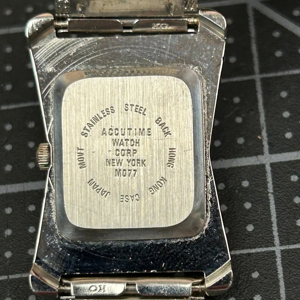 Alto quartz watch